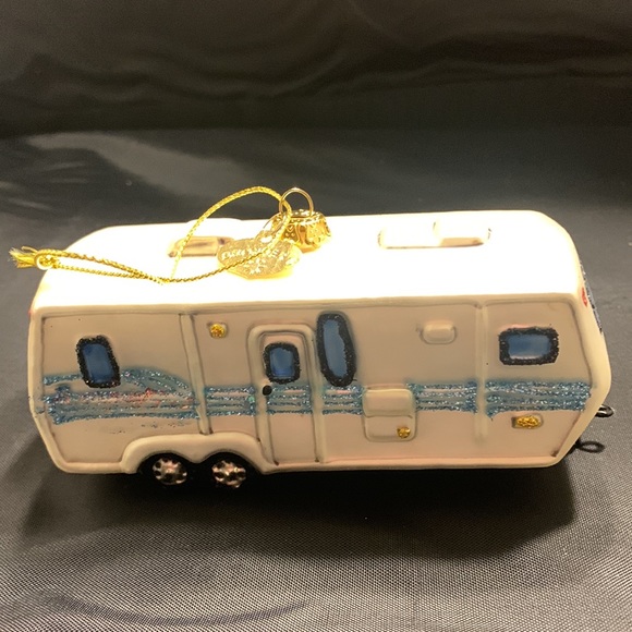 🎄Bronner’s Glass Travel Trailer Christmas Holiday Ornament - Picture 1 of 15